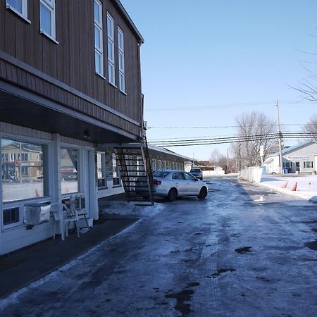 Motel Rive Du Lac Saint-Zotique Exterior foto