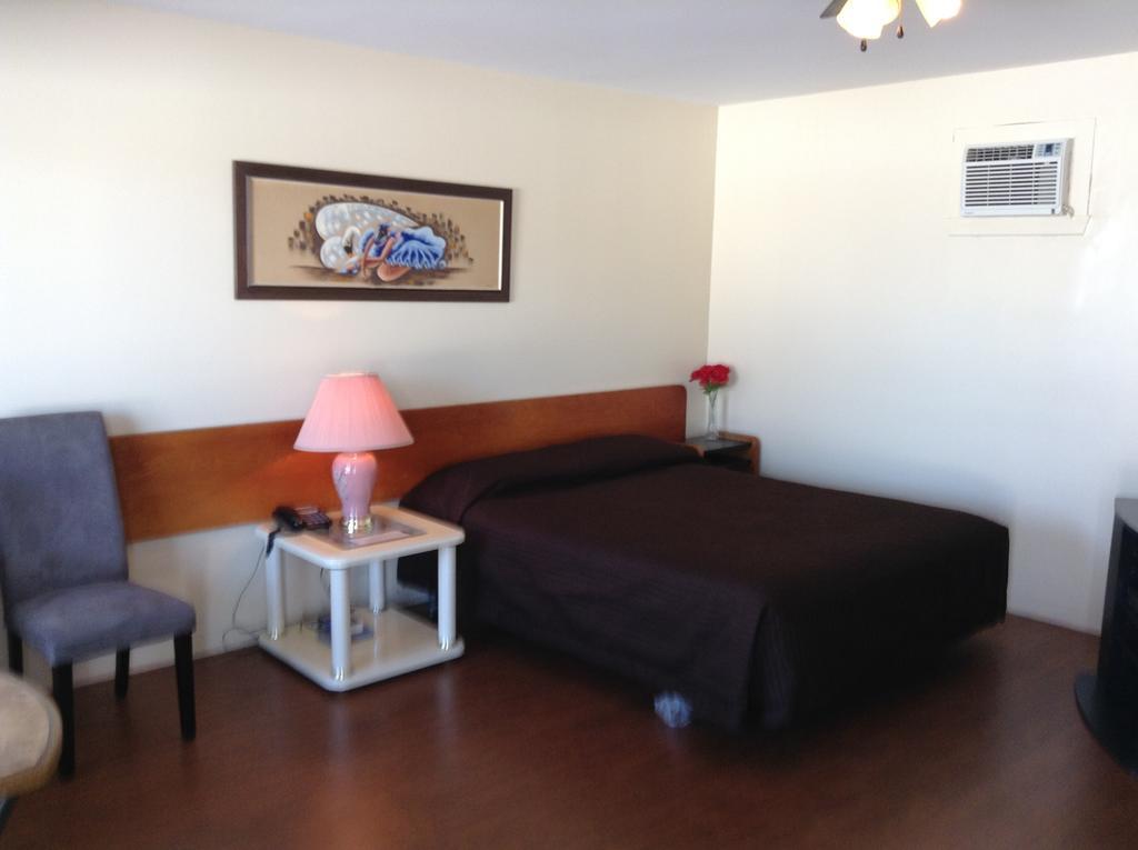 Motel Rive Du Lac Saint-Zotique Zimmer foto