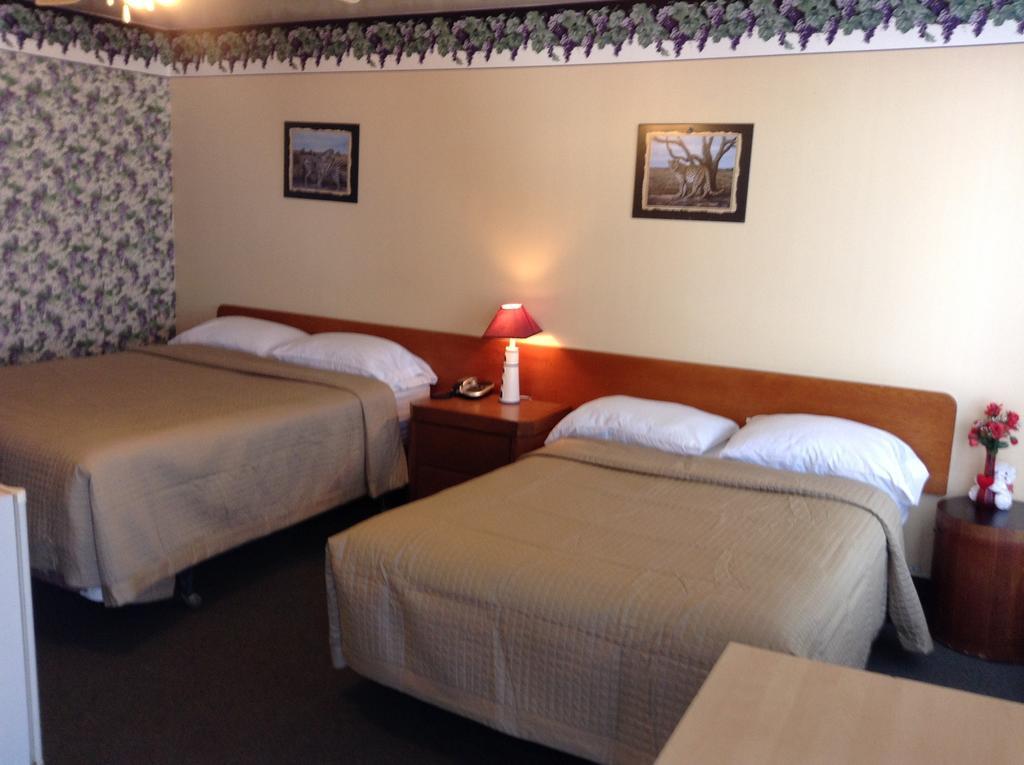 Motel Rive Du Lac Saint-Zotique Zimmer foto