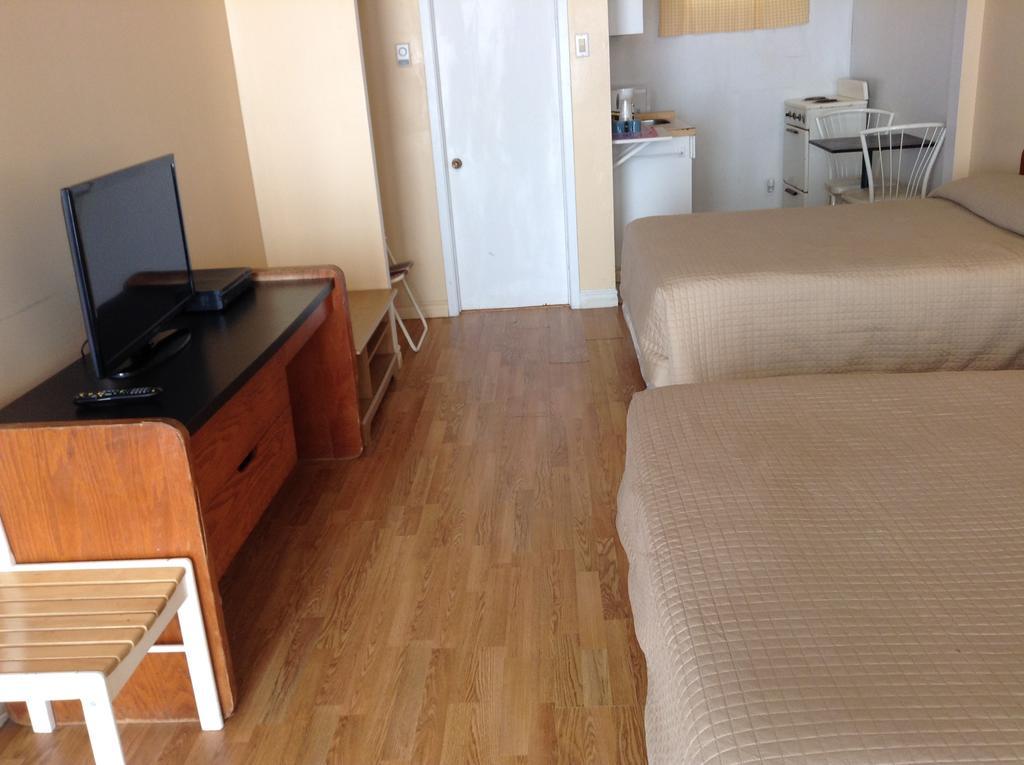 Motel Rive Du Lac Saint-Zotique Zimmer foto