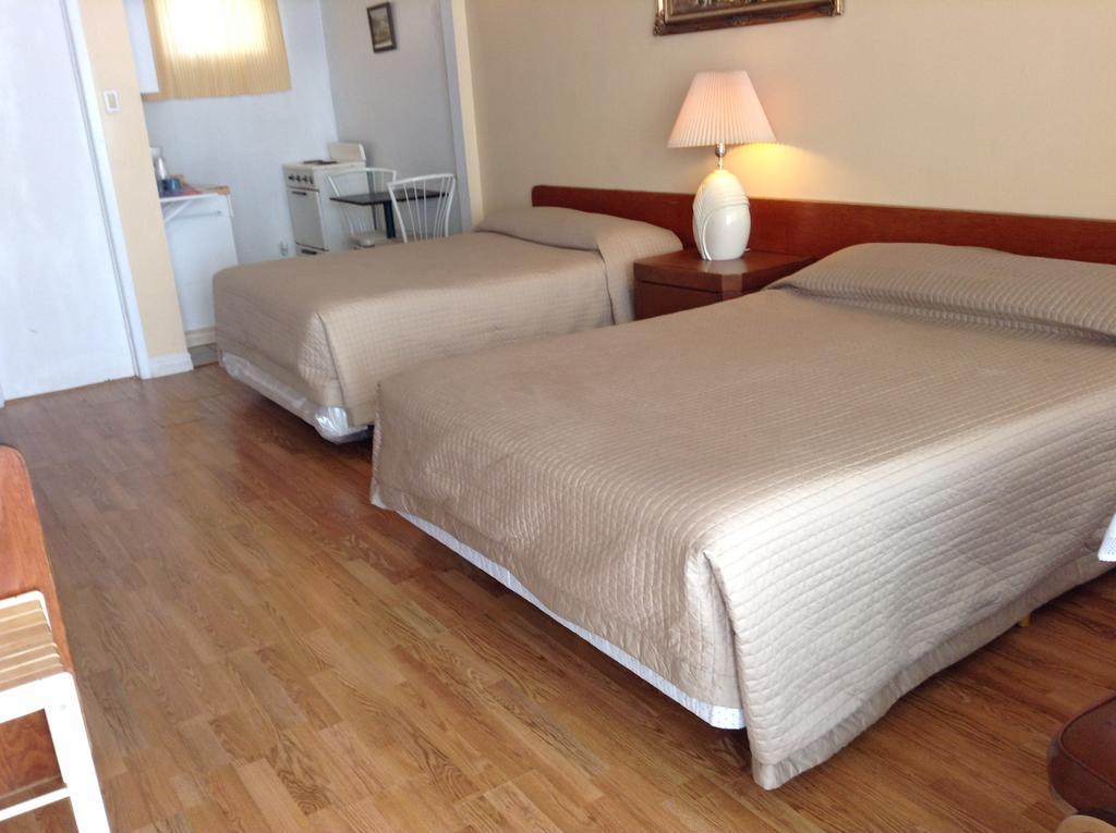Motel Rive Du Lac Saint-Zotique Zimmer foto